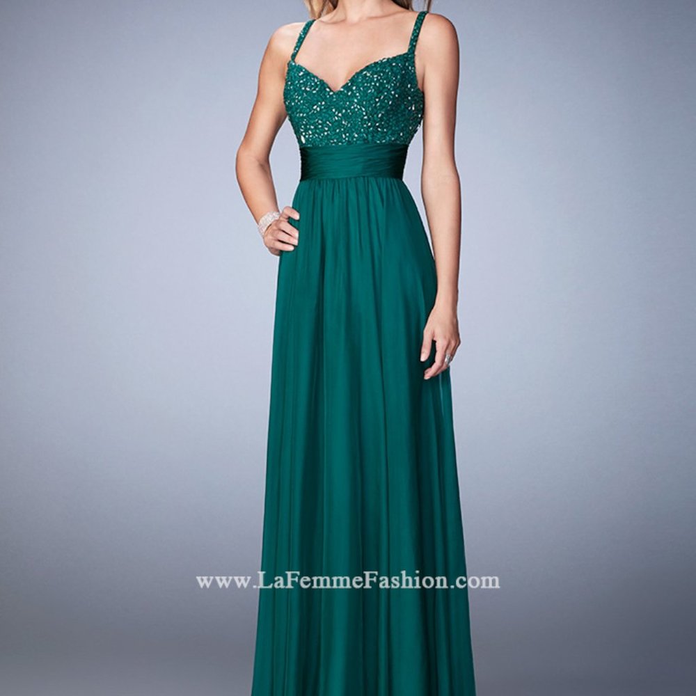 NWT 22433 Embellished Prom Gown W/Gathered Band